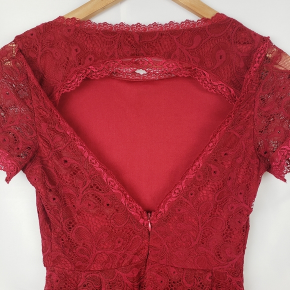 Lulus Red Lace Keyhole Back Mini Dress Size XS - Picture 2 of 8